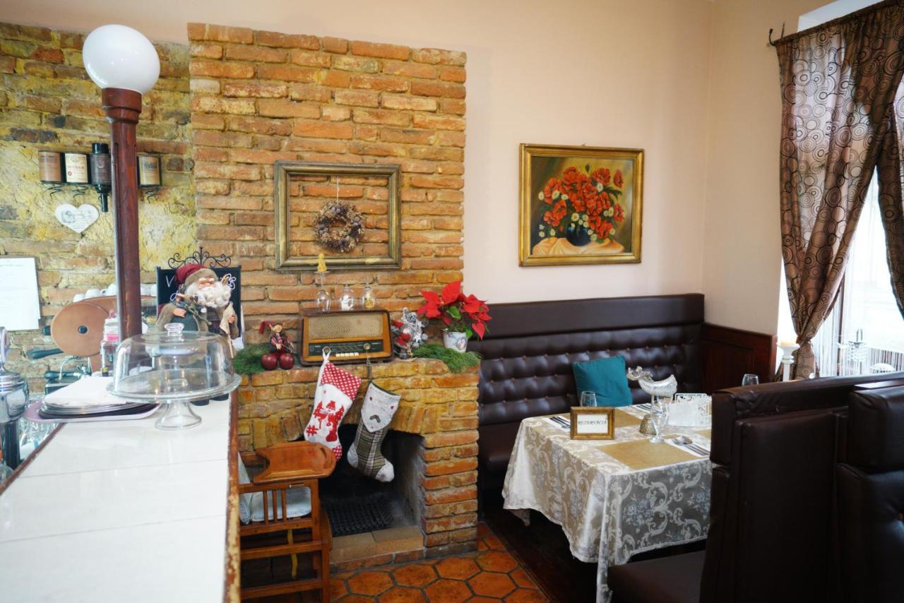 Penzion Restaurant Jakub 波普拉德 外观 照片